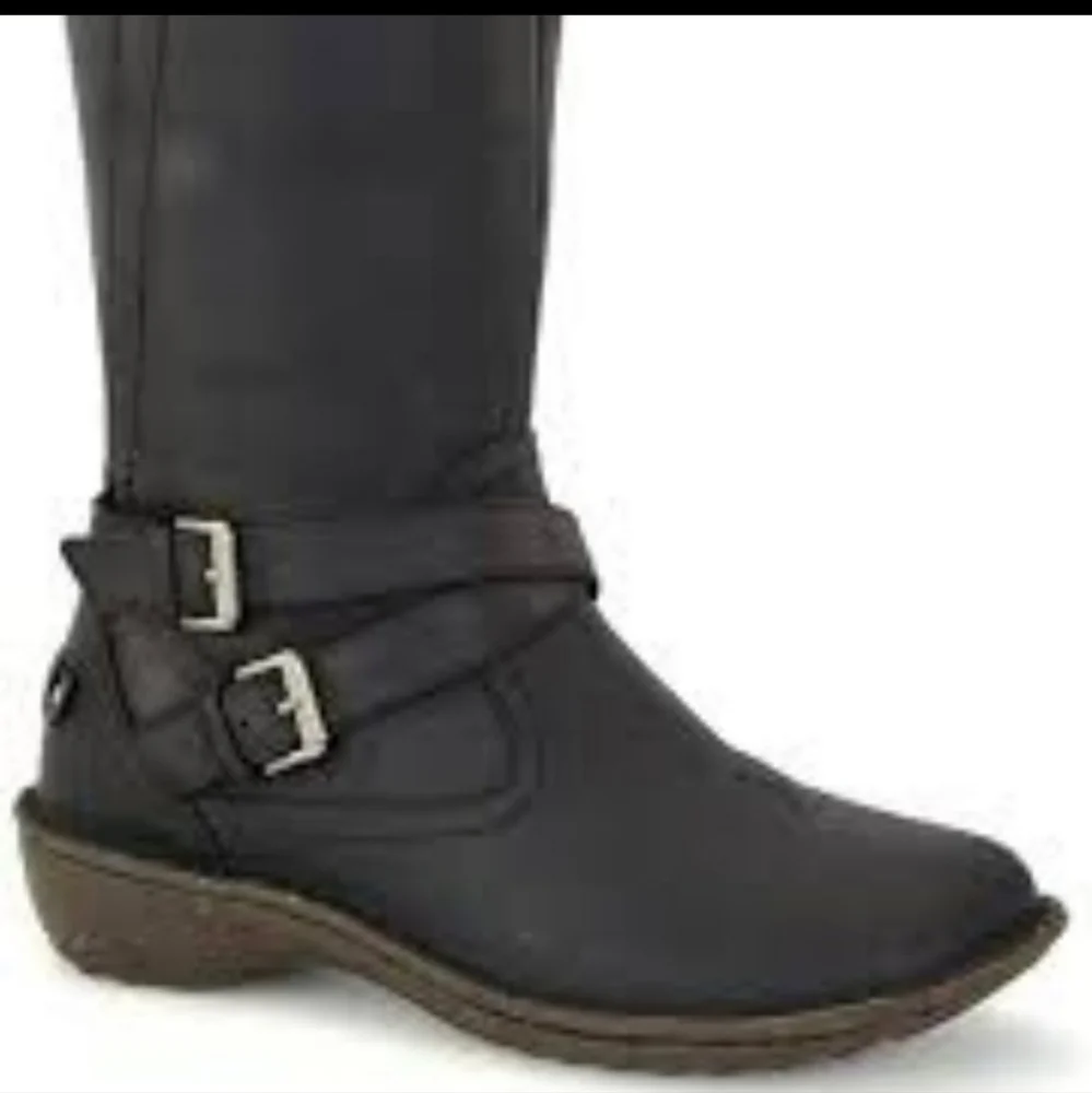 *Sold⛔️Ugg Rosen Tall Leather Boot in Size 6. S/N 1008219  #246 - Picture 3 of 17